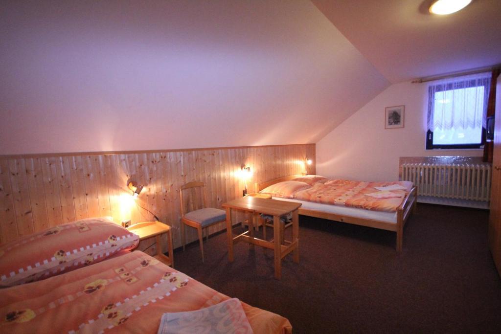 Pension Kubat Шпіндлерув-Млин Номер фото